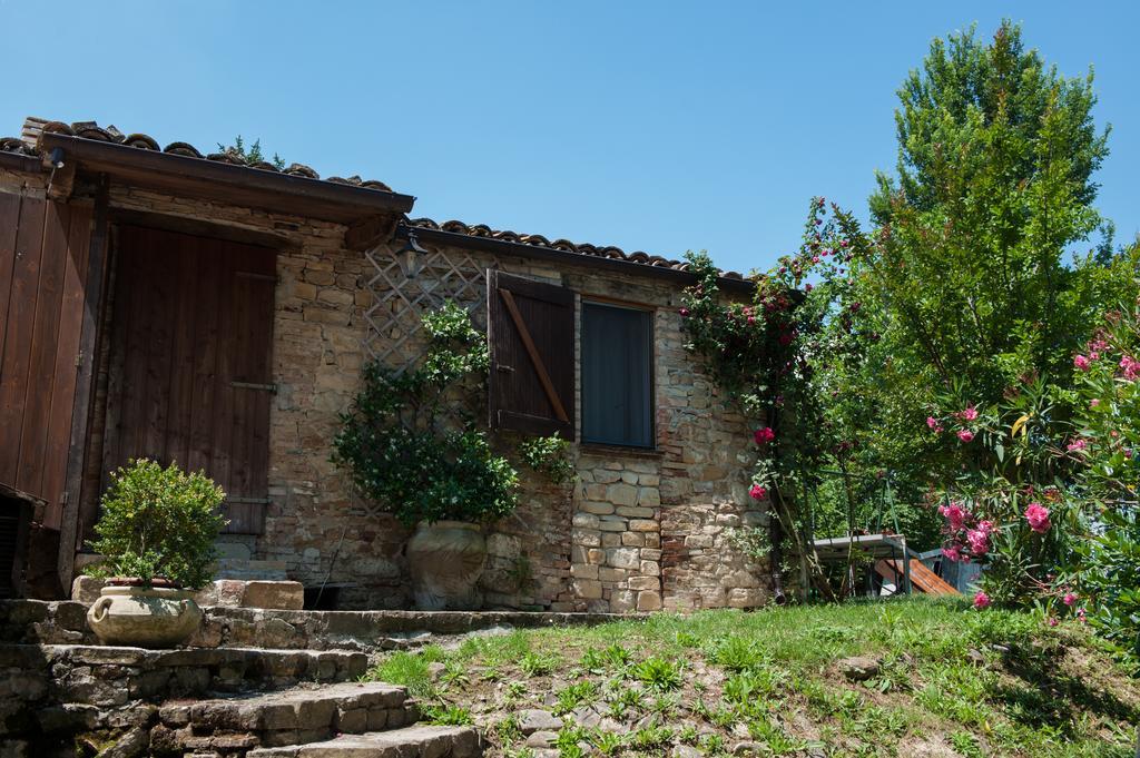 Agriturismo La Solagna Villa Montebello di Bertona Buitenkant foto